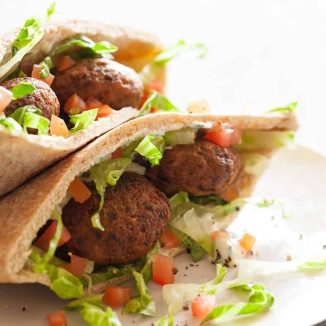Falafel (2 Sandwiches).